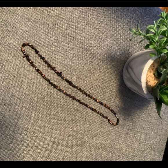 Vintage Glossed Wood Bead Boho Hippie Style Necklace Twist Clasp Jewellry - Picture 1 of 4